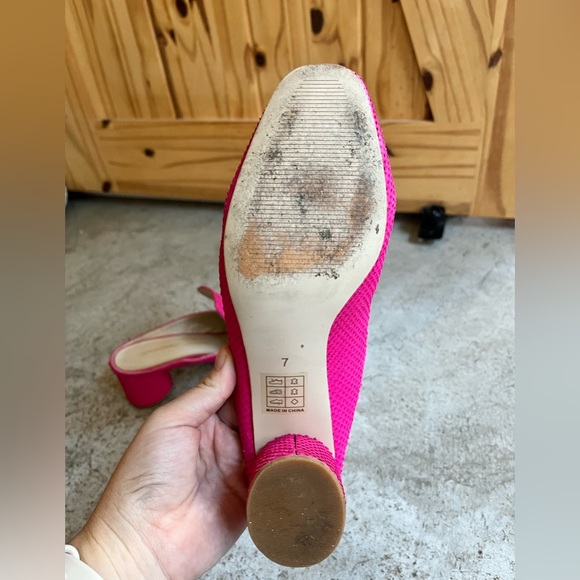 Intentionally Blank Clogs - Picture 5 of 5